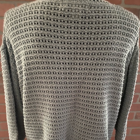 Eddie Bauer Light Gray Crew Neck Sweater - Picture 4 of 5